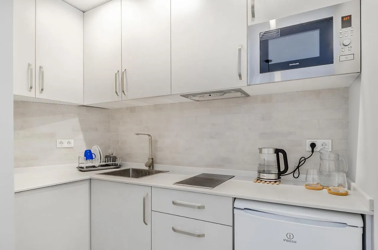 Green Line Apartment باتومي