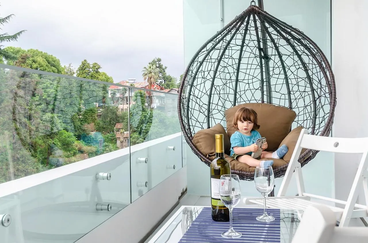 Green Line Apartment باتومي جورجيا