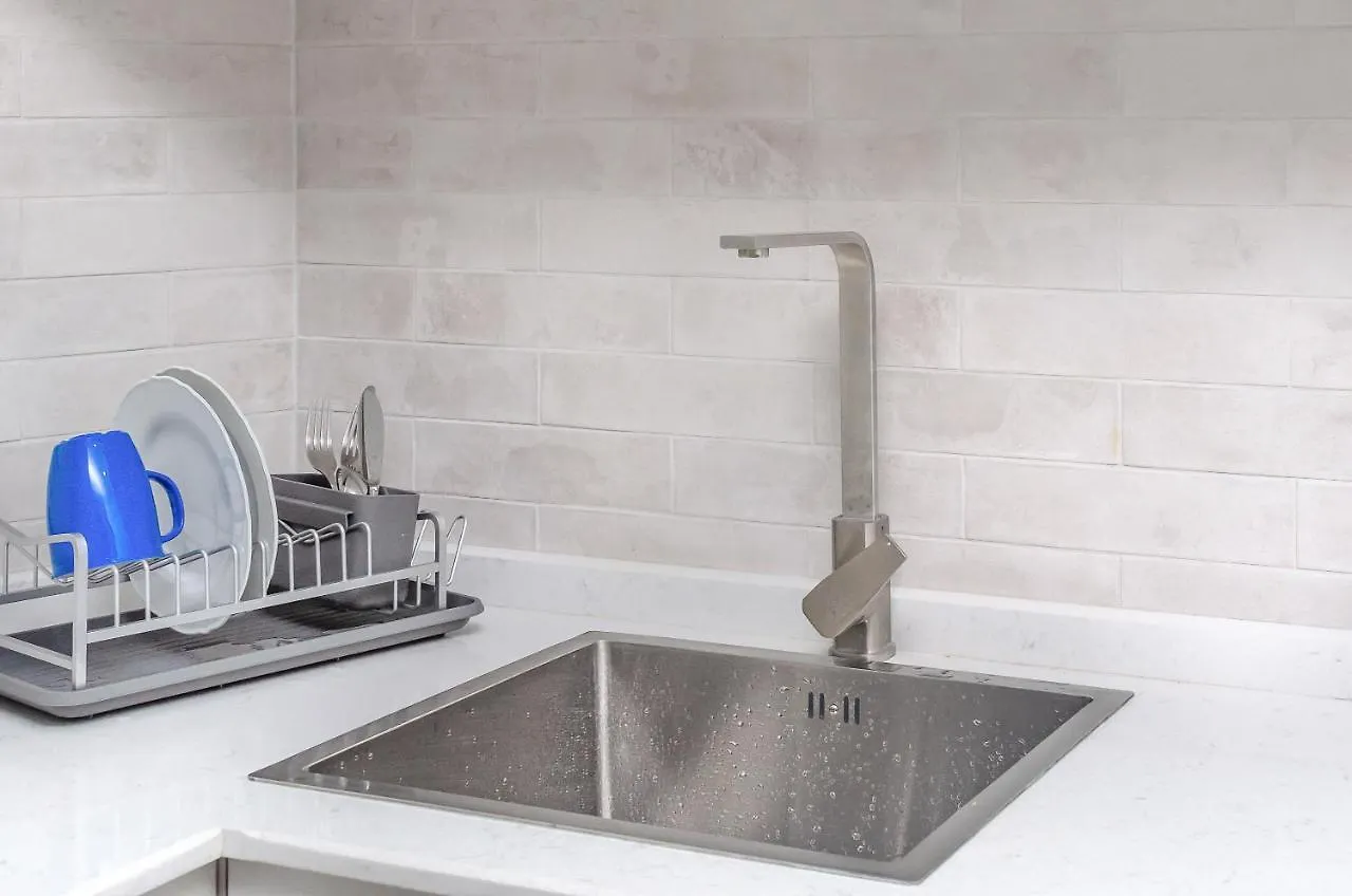 Green Line Apartment باتومي