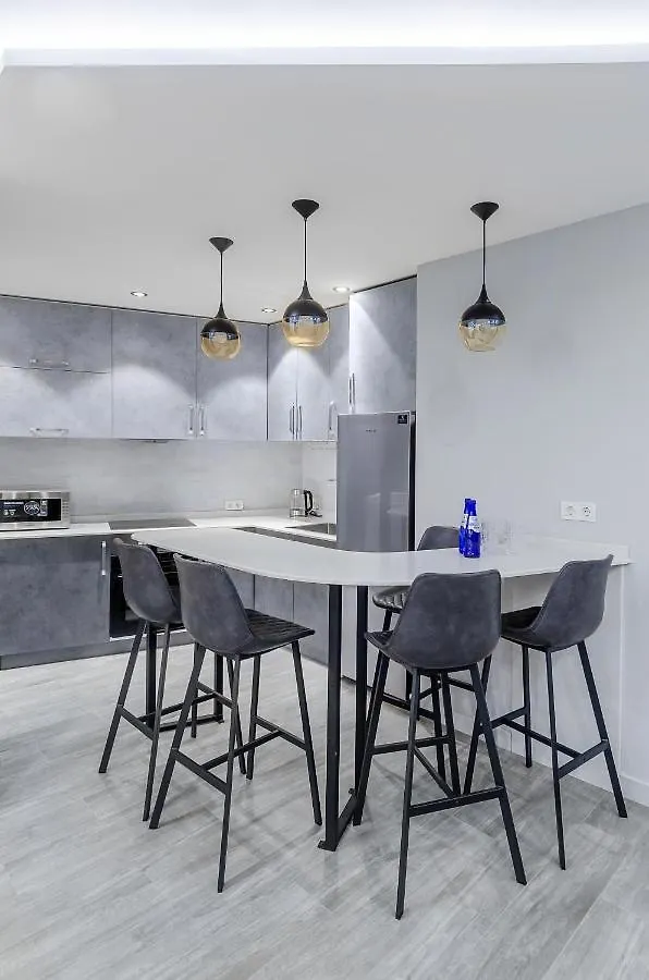 Green Line Apartment باتومي
